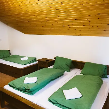 Zuzka Apartmán *
